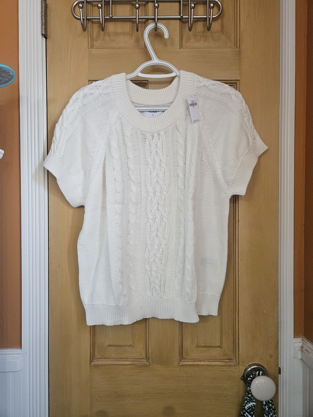 Old Navy Cable Knit Short Sleeve Sweater Top - White